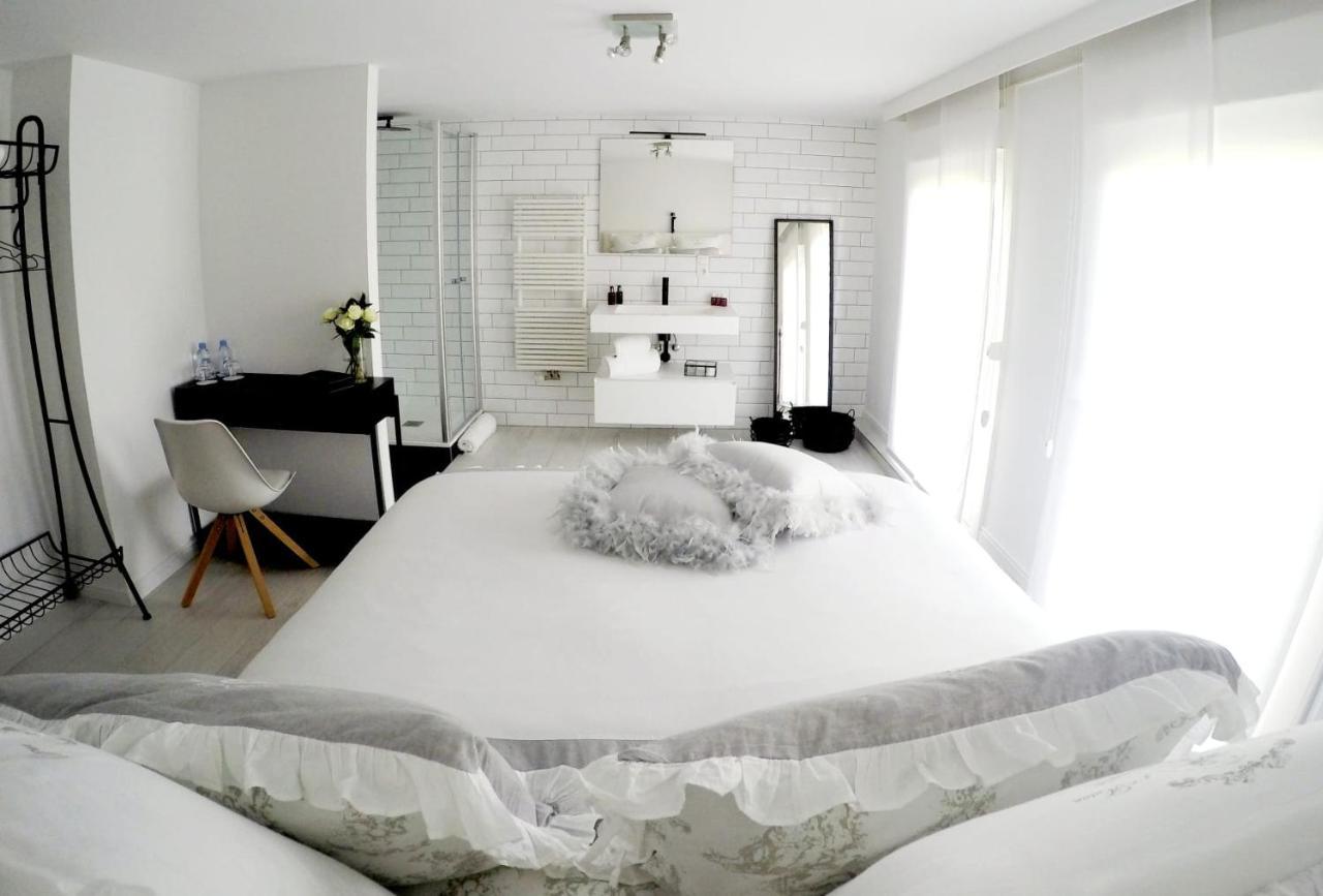 Jardin Du Marais Bed and Breakfast Froyennes Eksteriør billede